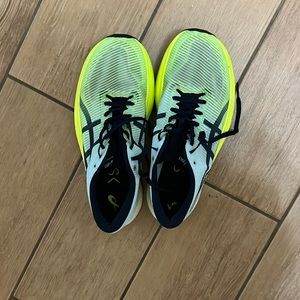 ASICS meta speed race shoe